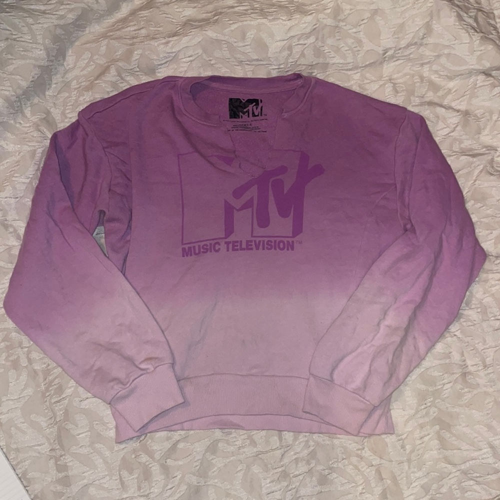 Womens small(3-5) MTV Music Television sweatshirt with v neck